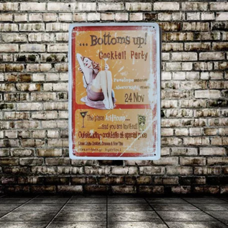 Vintage Dekor Fémtábla, dombornyomott 'Bottoms up ! Cocktail party' felirat, retro hangulatú kialakítás, 20x30cm
