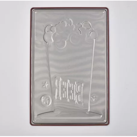 Vintage Dekor Fémtábla, dombornyomott 'BEER' felirat, retro hangulatú kialakítás, 20x30cm, vörös háttér