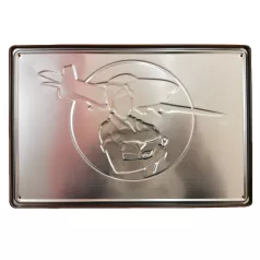   Vintage Dekor Fémtábla, dombornyomott, 'Keep 'em Flying' felirat, retro hangulatú kialakítás, 30x20cm