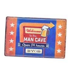   Vintage Dekor Fémtábla, dombornyomott 'MAN Cave' felirat, retro hangulatú kialakítás, 30x20cm, sötétkék-narancssárga háttér