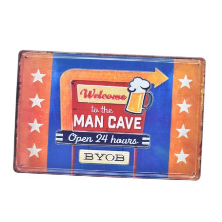 Vintage Dekor Fémtábla, dombornyomott 'MAN Cave' felirat, retro hangulatú kialakítás, 30x20cm, sötétkék-narancssárga háttér