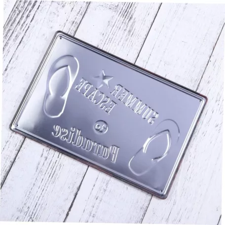 Vintage Dekor Fémtábla, dombornyomott 'SUMMER ESCAPE' felirat, retro hangulatú kialakítás, 30x20cm