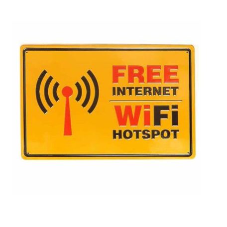 Vintage Dekor Fémtábla, dombornyomott 'Free Internet WiFi Hotspot' felirat, retro hangulatú kialakítás, 30x20cm