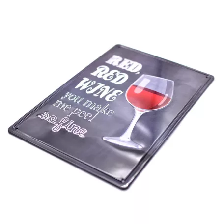 Vintage Dekor Fémtábla, dombornyomott 'RED, RED WINE' felirat, retro hangulatú kialakítás, 20x30cm