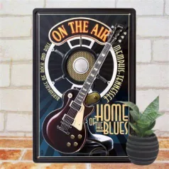   Vintage Dekor Fémtábla, dombornyomott 'ON THE AIR MEMPHIS-TENNESSEE' felirat, retro hangulatú kialakítás, 20x30cm