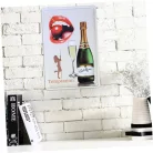 Vintage Dekor Fémtábla, dombornyomott, 'Temptation' felirat és egy üveg Carlo Rossi, retro hangulatú kialakítás, 20x30cm