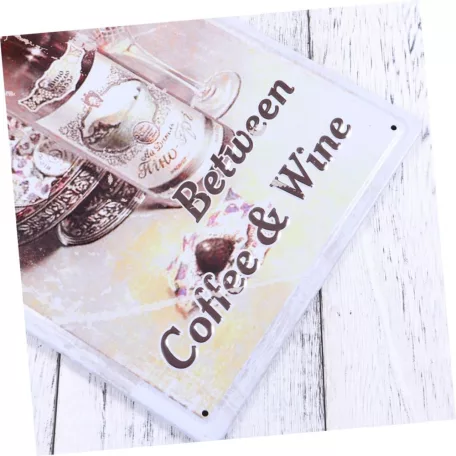 Vintage Dekor Fémtábla, dombornyomott 'Coffee and Wine' felirat, retro hangulatú kialakítás, 20x30cm