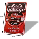 Vintage Dekor Fémtábla, dombornyomott 'Dad's Garage' felirat, retro hangulatú kialakítás, 20x30cm