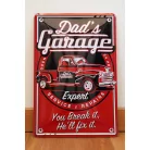 Vintage Dekor Fémtábla, dombornyomott 'Dad's Garage' felirat, retro hangulatú kialakítás, 20x30cm