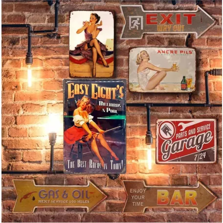 Vintage Dekor Fémtábla, dombornyomott 'Easy Eight's' felirat, retro hangulatú kialakítás, 20x30cm