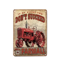   Vintage Dekor Fémtábla, dombornyomott 'BUY A... FARMALL' felirat és traktor minta, retro hangulatú kialakítás, 20x30cm