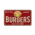 Vintage Dekor Fémtábla, dombornyomott, 'BURGERS BEST IN TOWN!' felirat, retro hangulatú kialakítás, 30x20cm