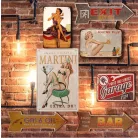 Vintage Dekor Fémtábla, dombornyomott, 'Martini Extra Dry' felirat, retro hangulatú kialakítás, 20x30cm