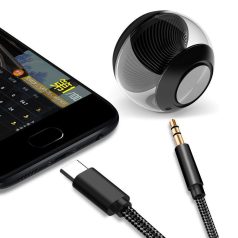   AUX átalakító kábel USB-C-ről 3,5mm jack-re, 1 méter, kompatibilis iPhone 15/16, ezüst-fehér