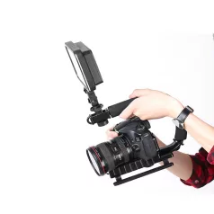   Univerzális VideoRig foglalat Fényképezőgépekhez, C alakú fogantyú, 1/4" menet, vakupapucs foglalat, fekete