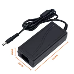   Univerzális Hálózati Töltő Adapter 15V/3A, tápegység, Ø5.5/2.5mm csatlakozó, 2 méter, fekete