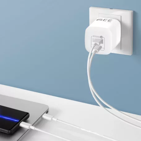 Univerzális GaN hálózati töltő adapter, 33W gyorstöltés, 2 port, QC 3.0/PD/USB, túlterhelés elleni védelem, fehér