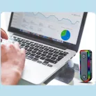 Bluetooth v5.3 transzmitter, kétirányú jelátvitel, beépített mikrofon, multifunkcionális, RGB LED, fekete
