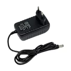   Univerzális hálózati adapter, 5V/2A, tápegység, Ø5.5/2.5mm csatlakozás, 1m, fekete