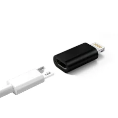 OTG átalakitó adapter (MicroUSB -> Lightning), fekete